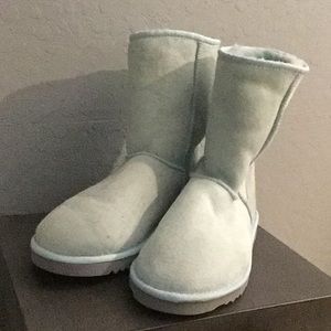 Classic short light blue UGG boots size W8